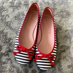 Pretty Ballerinas Striped Ballet Flats